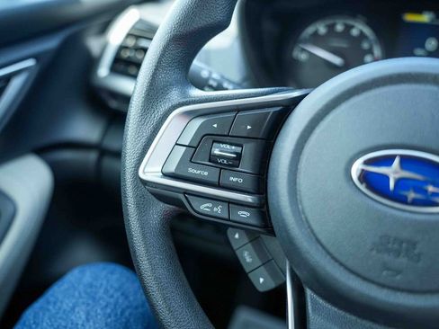 Used 2023 Subaru Forester AWD/4WD image 29