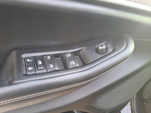 Used 2023 Jeep Grand Cherokee L Limited image 19