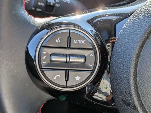 Used 2023 Kia Soul GT-Line w/ GT-Line Technology Package FWD image 28