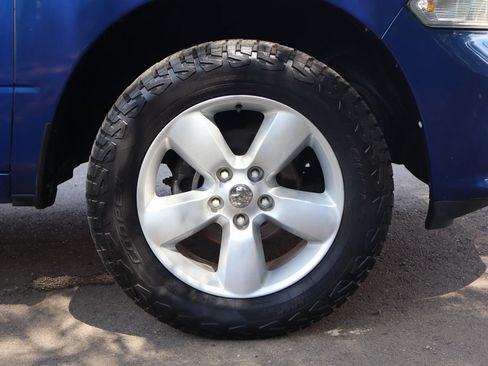 Used 2016 RAM 1500 Express w/ Popular Equipment Group AWD/4WD image 41