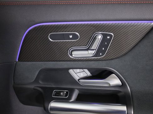 Certified 2022 Mercedes-Benz GLA 250 4MATIC image 50