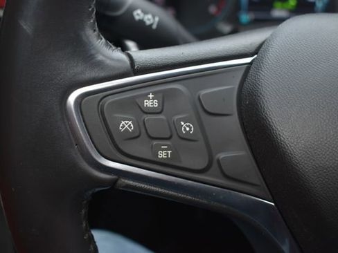 Used 2018 Chevrolet Malibu LT image 24