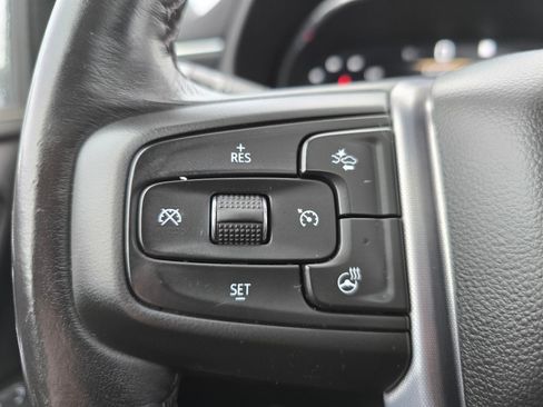 Used 2022 GMC Yukon XL SLT image 23