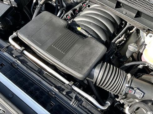 Used 2025 GMC Sierra 1500 SLT image 32