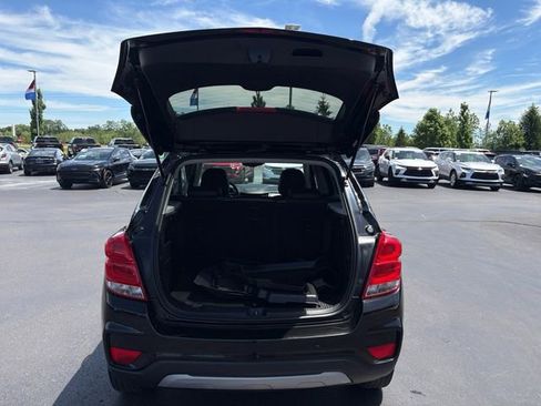 Used 2019 Chevrolet Trax LT w/ Driver Confidence Package AWD/4WD image 16