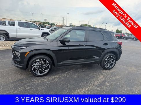 Used 2025 Chevrolet TrailBlazer RS w/ Convenience Package AWD/4WD image 5
