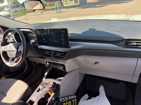 Used 2023 Ford Escape Active w/ Tech Pack #1 FWD image 31