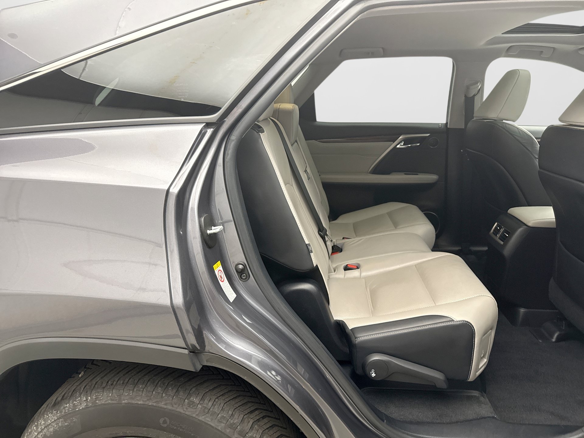 Used 2018 Lexus RX 350L AWD image 19