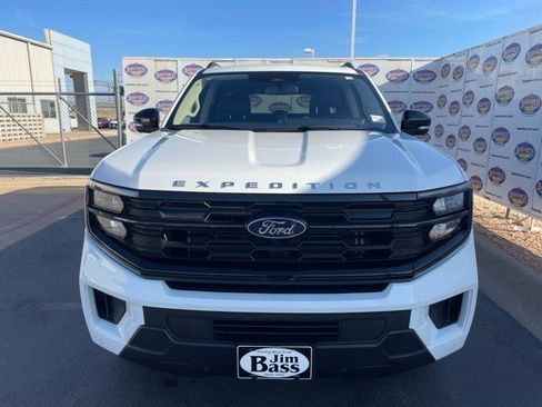 Certified 2025 Ford Expedition Max Active image 3