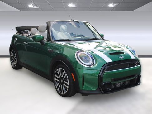 Used 2023 MINI Cooper S w/ Signature Upholstery Package image 7