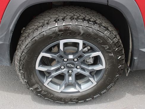 Used 2026 Chevrolet Equinox ACTIV w/ LPO, Floor Liner Package AWD/4WD image 27