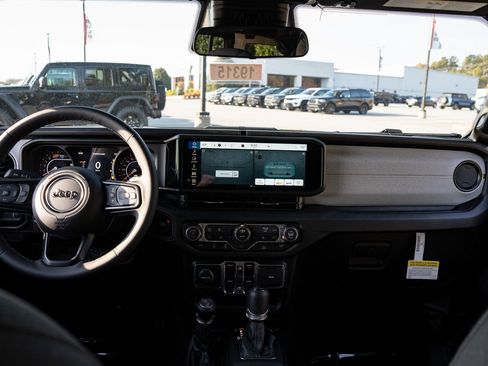 New 2026 Jeep Wrangler Unlimited Sport AWD/4WD image 19