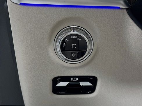 New 2026 Mercedes-Benz CLE 450 4MATIC Cabriolet image 10