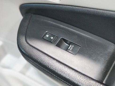 Used 2017 Honda Pilot Touring image 62