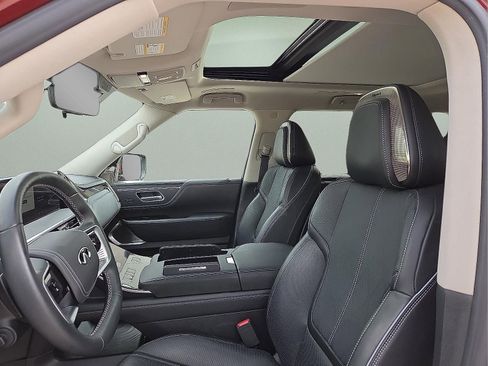 Used 2025 INFINITI QX80 Sensory AWD/4WD image 13