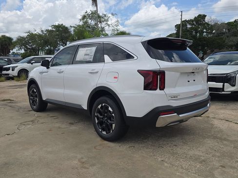 New 2026 Kia Sorento S AWD/4WD image 6