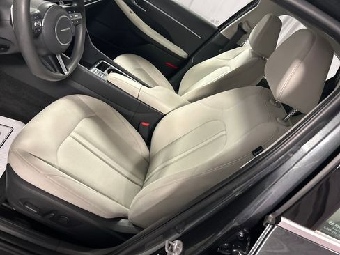 Used 2025 Hyundai Sonata SEL FWD image 10