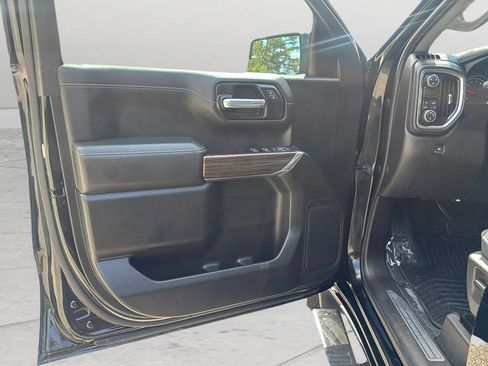 Used 2019 Chevrolet Silverado 1500 RST w/ All-Star Edition image 10