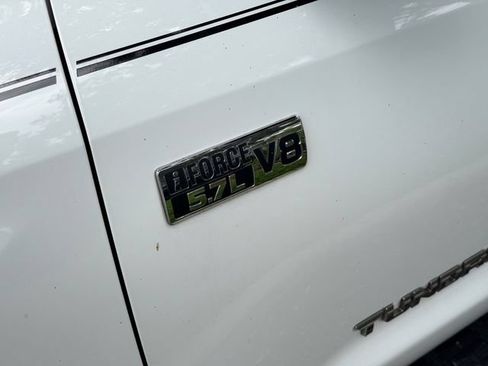 Used 2020 Toyota Tundra SR5 w/ SR5 Upgrade Package AWD/4WD image 5