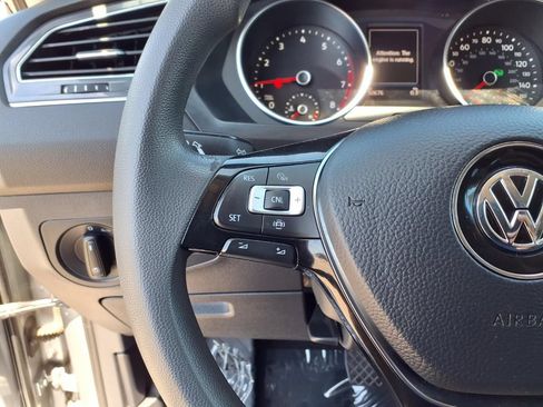 Used 2021 Volkswagen Tiguan S FWD image 16