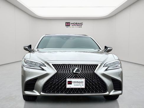 Used 2018 Lexus LS 500 AWD w/ Luxury Package image 2