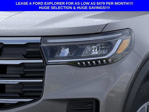 New 2026 Ford Explorer Active RWD image 18