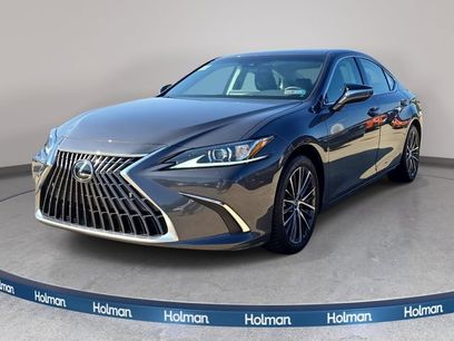 Used 2023 Lexus ES 300h w/ Premium Package