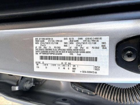 Used 2023 Ford F350 Lariat image 36