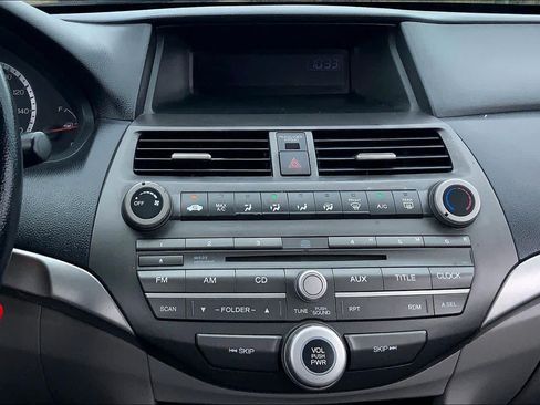 Used 2011 Honda Accord LX image 6