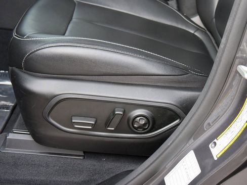 Used 2023 Jeep Grand Cherokee 4WD 4xe image 24