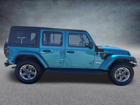 Used 2020 Jeep Wrangler Unlimited Sahara w/ Cold Weather Group AWD/4WD image 6
