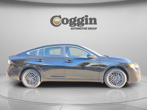 New 2026 Nissan Sentra SV image 7