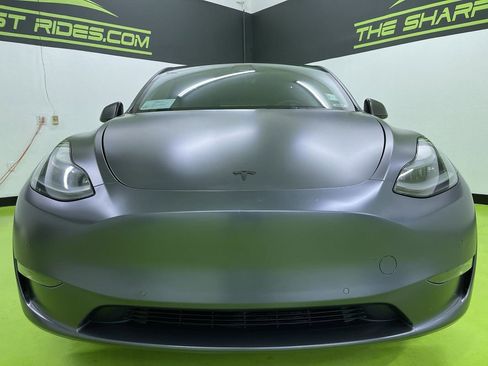 Used 2021 Tesla Model Y Performance image 3