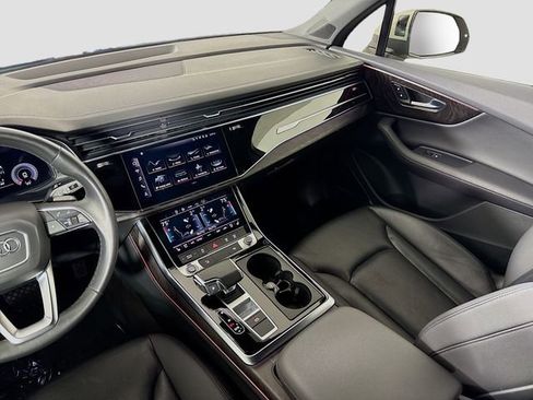 Used 2023 Audi Q7 2.0T Premium Plus w/ Premium Plus Package AWD/4WD image 26