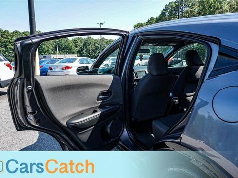 Used 2019 Honda HR-V Sport image 31