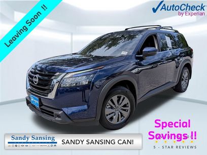 Used 2025 Nissan Pathfinder SV
