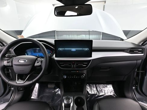 Used 2024 Ford Escape Platinum AWD/4WD image 24