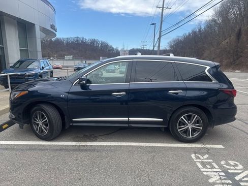 Used 2019 INFINITI QX60 Luxe w/ Essential Package image 3