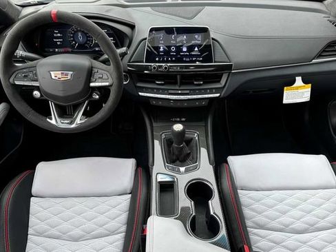 New 2026 Cadillac CT4 V Blackwing w/ Carbon Fiber 1 Package image 10