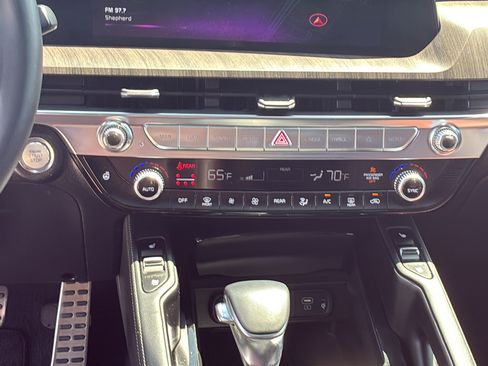 Used 2024 Kia Telluride SX Prestige AWD/4WD image 32