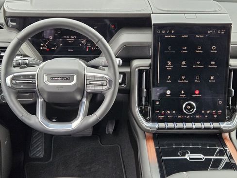 Used 2026 GMC Yukon Denali w/ Sun & Power Step Package AWD/4WD image 24