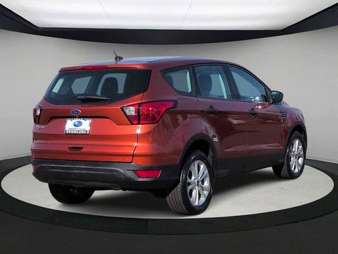 Used 2019 Ford Escape S image 8