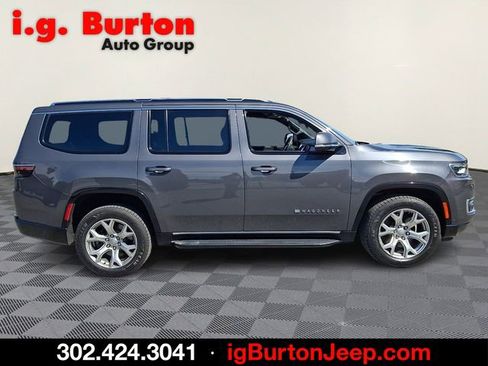 Used 2022 Jeep Wagoneer Series II AWD/4WD image 7