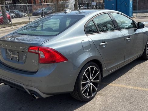 Used 2018 Volvo S60 T5 Dynamic w/ Vision Package image 10