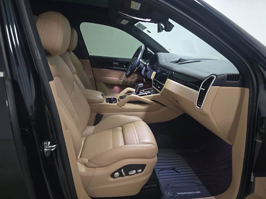 Used 2019 Porsche Cayenne AWD/4WD image 11