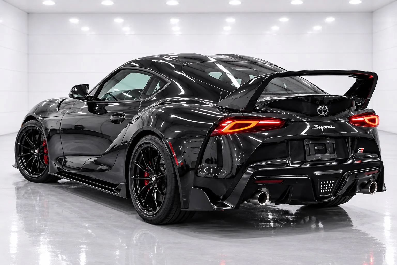 Used 2022 Toyota Supra RWD image 3