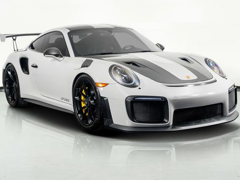 Used 2018 Porsche 911 GT2 RS w/ Weissach Package image 4