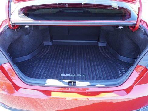 Used 2025 Toyota Camry SE image 8