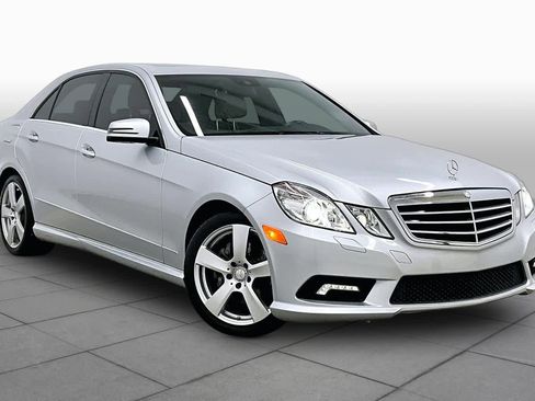 Used 2010 Mercedes-Benz E 350 Sedan image 2