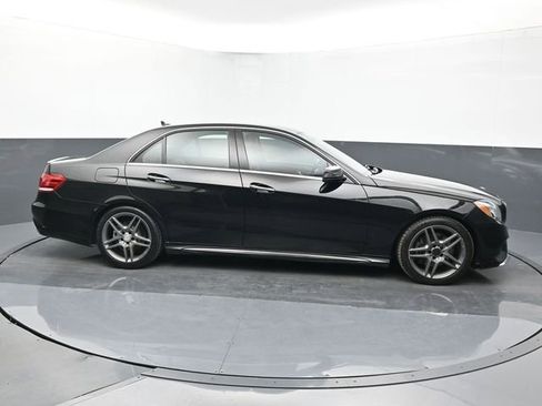 Used 2015 Mercedes-Benz E 350 4MATIC Sedan image 6
